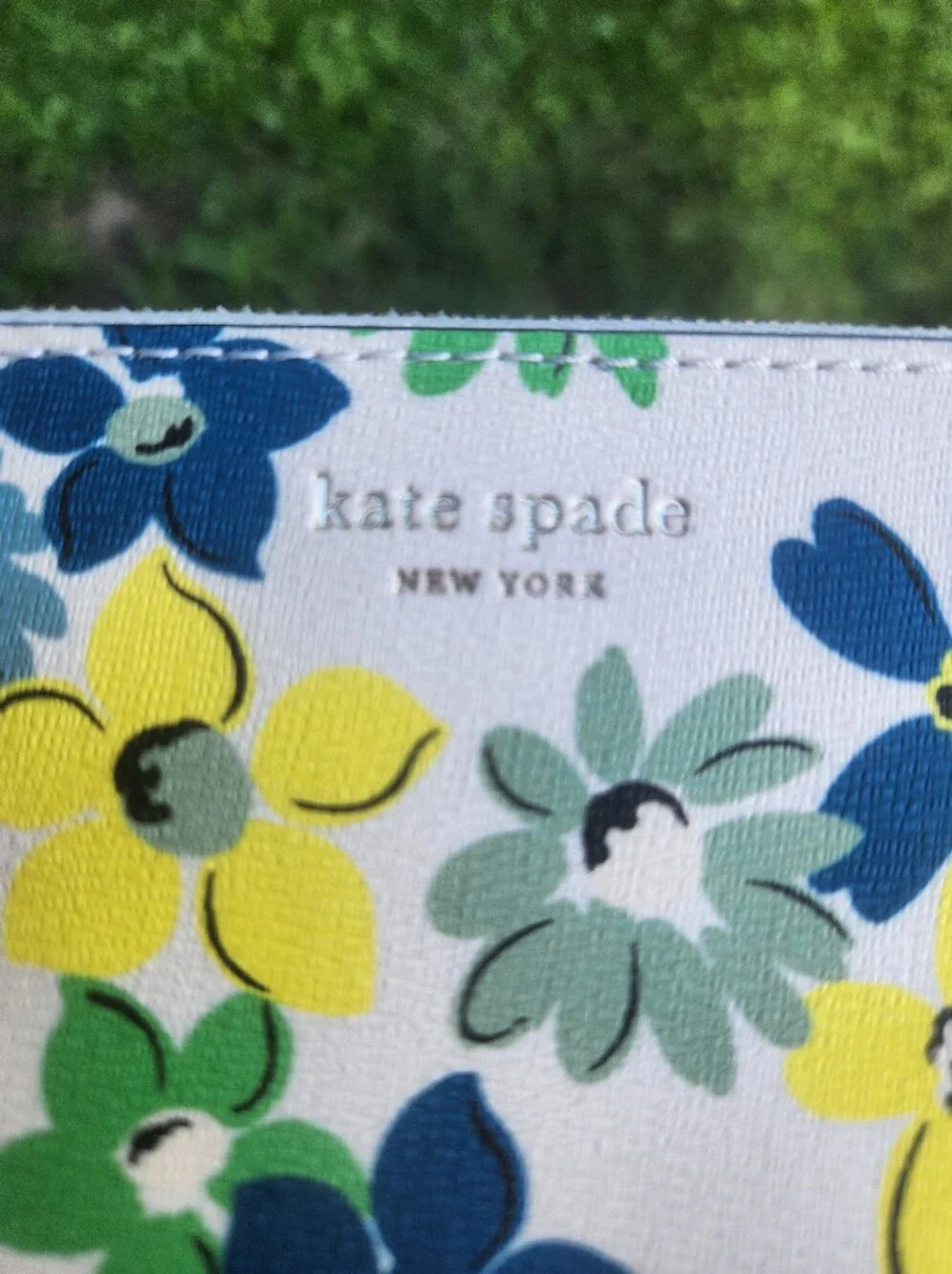 Kate Spade Floral Wristlet EUC